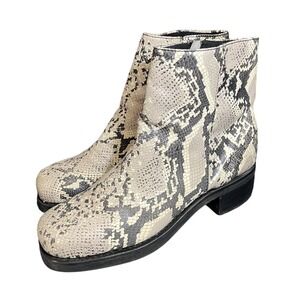 Durango Boots Womens 10 D Grey Snakeskin Print Leather Ankle Booties SW1981